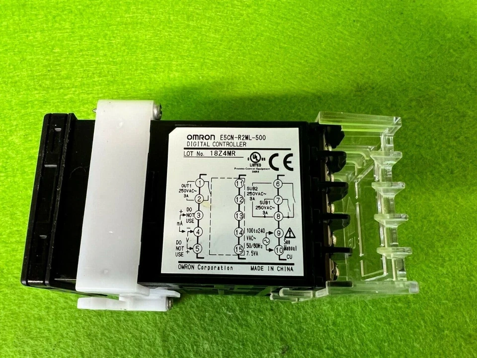 Omron E5CN Temperature Controller E5CN-R2ML-500 - Image 2 of 3