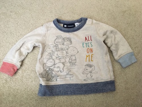 Peanuts Snoopy Lote 2 Camiseta Suéter Manga Larga Blanco Gris 12-24 Meses GAP - Imagen 9 de 12