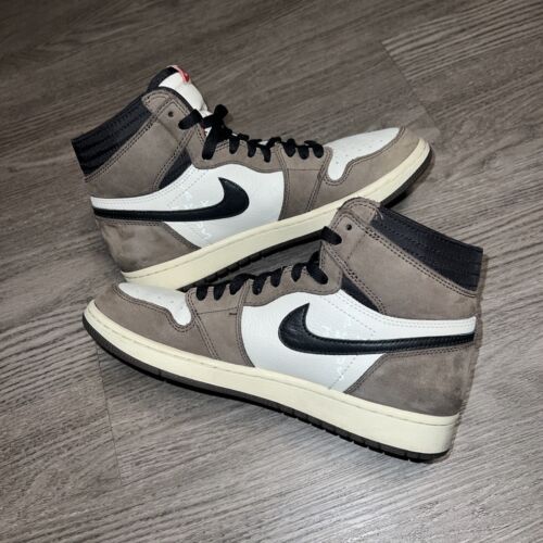Size 8.5 - Jordan 1 Retro OG x Travis Scott High Mocha - Picture 5 of 7