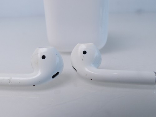 Apple AirPods 2. Słuchawki Generation A2032 A2031 z etui ładującym A1602 #115 - Zdjęcie 4 z 10