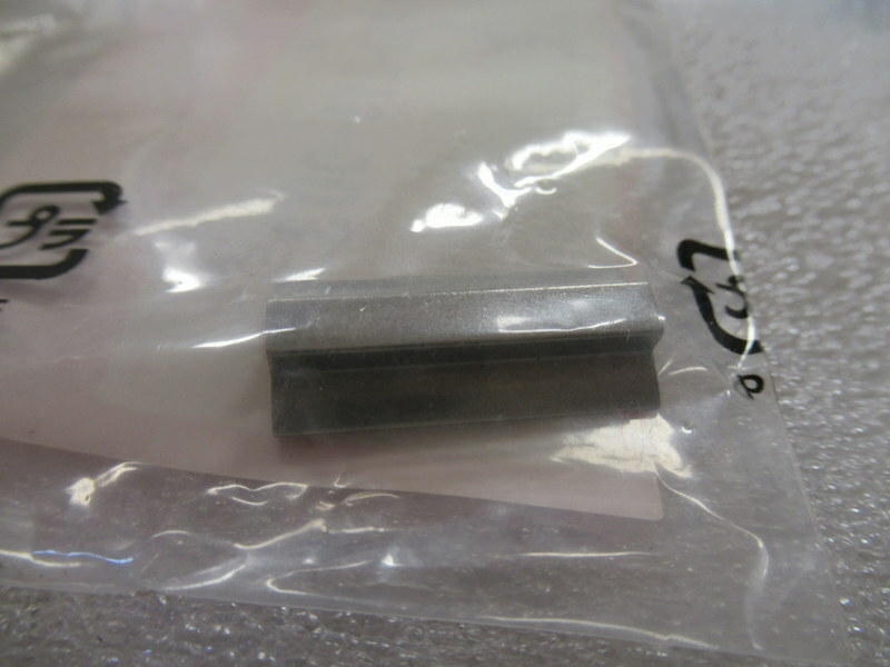 K&K　確認ページ W31 Genuine Honda Marine 90752-ZY3-003 Woodruff Key OEM New