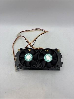 Intel Pentium III 600MHz SL44Y Slot 1 CPU 256K Cache 100MHz FSB 1.6V SECC2