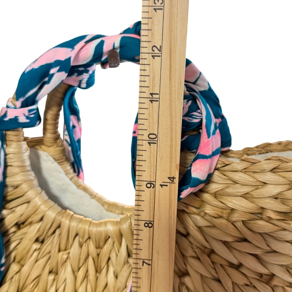 Bolso de Playa Lilly Pulitzer Mono Negocios Media Luna Bronceado Paja con Bufanda Floral Foto 4 de 4