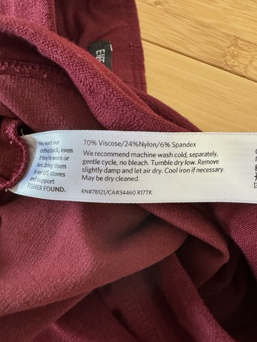Eileen Fisher Crepe Pants Womens medium Burgundy Red Tapered Leg Ankle Crop - Picture 4 of 4