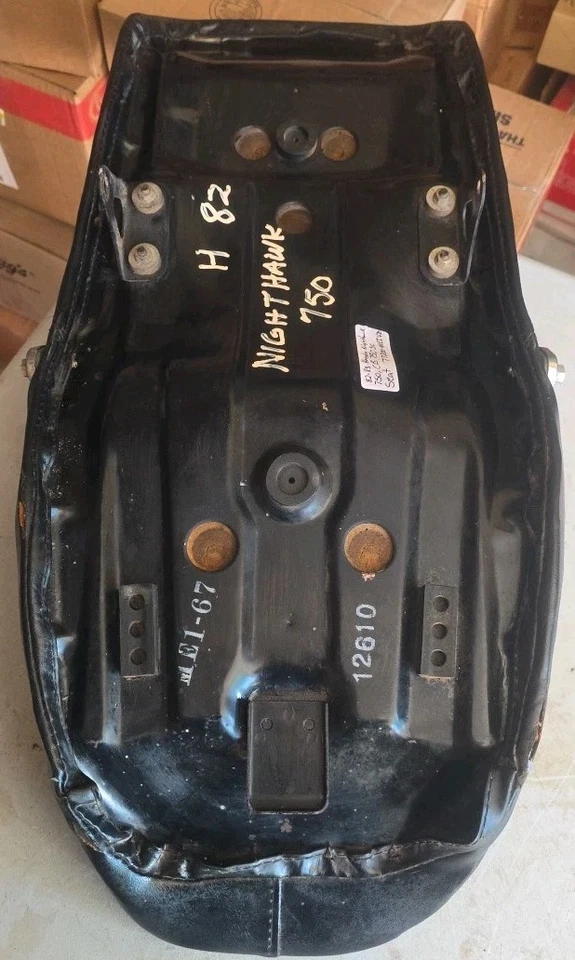 1982 年 1983 年本田 NIGHTHAWK 750 CB750SC 原始设备制造商座椅 — 第 4/4 张图片