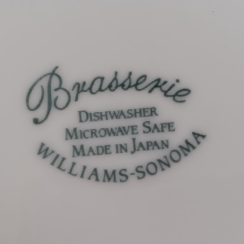 Set Of 4 Williams-Sonoma "Brasserie" 11" Blue rim Dinner Plates - Picture 5 of 5