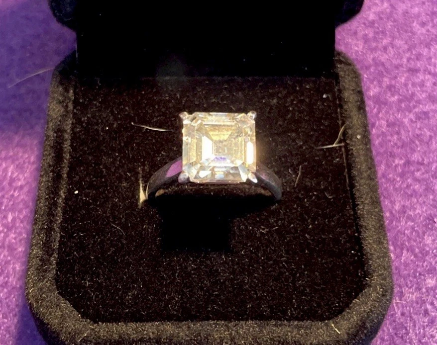 Impresionante anillo de plata 925 HTHP, diamante gris talla Ascher de 3,45 quilates talla 7 Foto 2 de 4