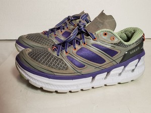 hoka conquest womens