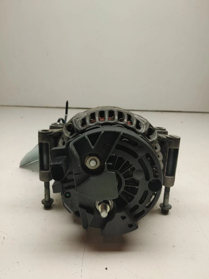 Alternador Mercedes Benz C230 2003-2004-2005 Foto 3 de 4