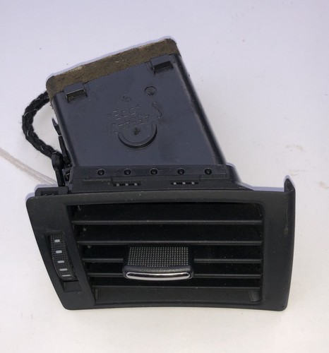 02-08 AUDI A4 S4 RIGHT SIDE PASSENGERS DASH PANEL A/C HEATER VENT BLACK - 第 3/4 張圖片