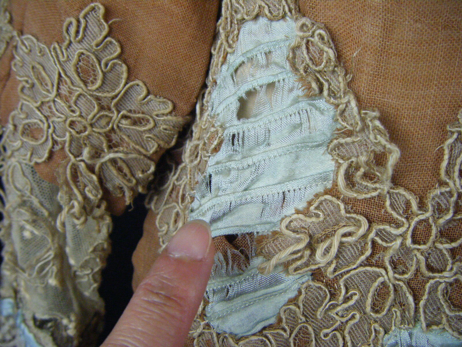 Antique Edwardian Brown Cotton Crochet Lace Color… - image 12