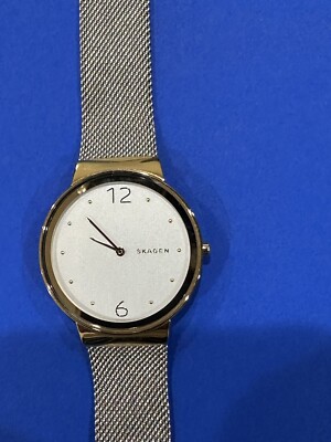 Skagen SKW3017 Freja Rose Gold Tone Silver Dial Mesh Band  display picture 2
