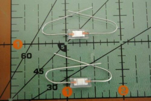 CONDENSATORE VETRO CORNING 100pF 500v 2% M23269/01-3092 CYR10C101GM MIL AUDIO - Foto 2 di 4
