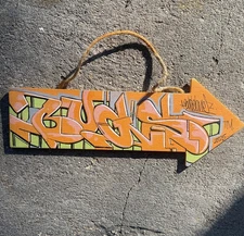 Bugs, one graffiti wooden arrow, style writing, graffiti art, New Orleans