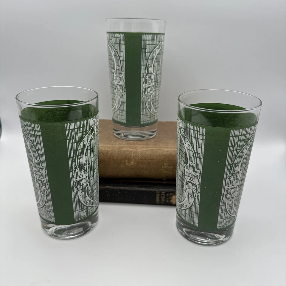 Set of 3 Royal China The Old Curiosity Shop 12 oz Green Tumblers Scarce MCM - Image 3 of 4