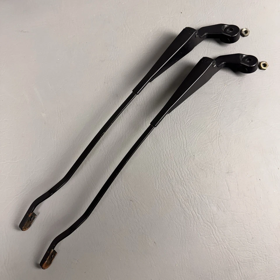 83-87 Porsche 944 Par de brazos limpiaparabrisas delantero 94462802801 Foto 4 de 4
