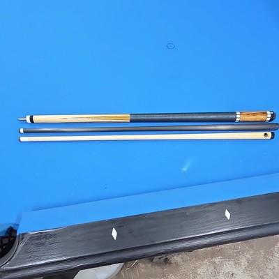 Lucasi Custom Two-Piece Pool Cue Stick with 2 Shafts and Black Case