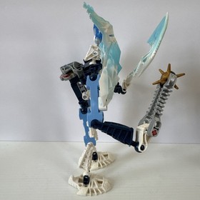 LEGO BIONICLE Strakk 8982 Vorox 8983 LOT OF 2