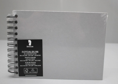Rössler Fotoalbum Soho mit 60 Seiten Schwarzen 180x180mm, 270 g/m² 13294524952