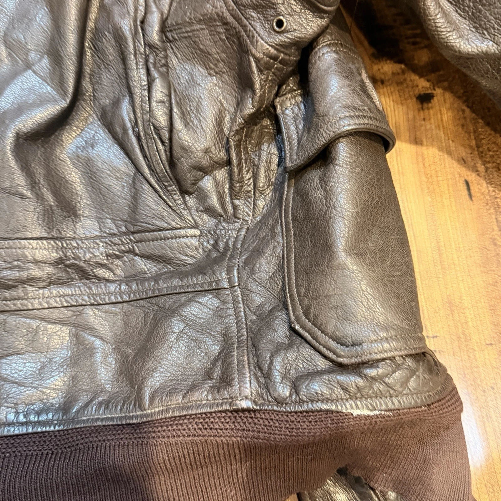 U.S. Military B-3 Brown Leather Bomber Jacket Fur Trim Zip Wool Lined Pockets 42 image 11