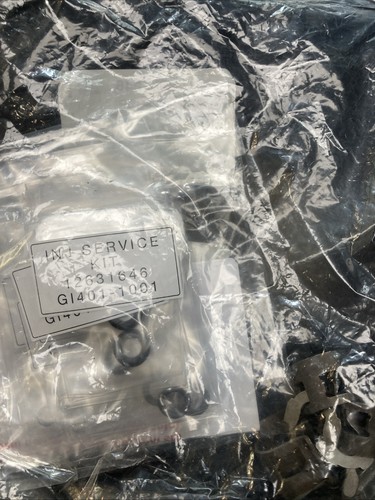 Genuine GM Fuel Injector O-Ring Kit with Seals and Spacers 12631646 - Picture 2 of 2