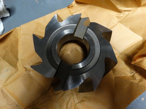 Shell Mill for Aluminum - RH - HSS - 5 1/2" Dia x 2 1/4" Width x 1 1/2" Hole - Picture 4 of 4