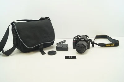 Nikon D60 Digitalkamera Set mit AF-S DX 18-55mm Objektiv - Bild 1 von 4