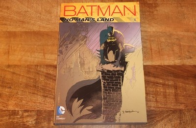 Batman: No Man's Land - Volume 4 (Paperback, 2013)