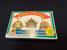 1999 ARMIES IN PLASTIC WWI CANADIAN EXPEDITIONARY 20 Figures in 10 Poses Org Box