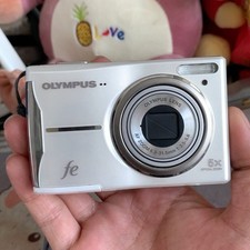 Olympus FE-46 Digital Camera 5x Optical Zoom 12.1 MP 720p HD Video Fast Shipping