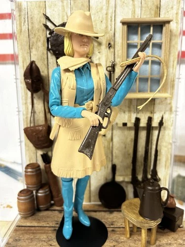 Vintage MARX Jane West Johnny West action Figure doll with Accessories