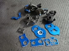 USED OG TEAM ASSOCIATED B6 TRANSMISSION STAND UP AND LAYDOWN PARTS MOTOR PLATES