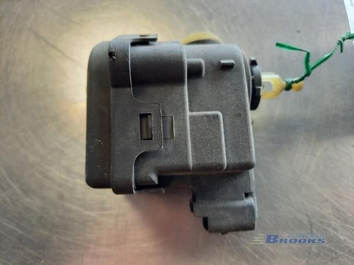 Stellmotor Scheinwerfer rechts Renault Vel Satis BJ 8200006664 P2927189