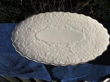 LENOX china  Oval  Plate Gold rim 13 1/2" x 9" Leaf pattern 