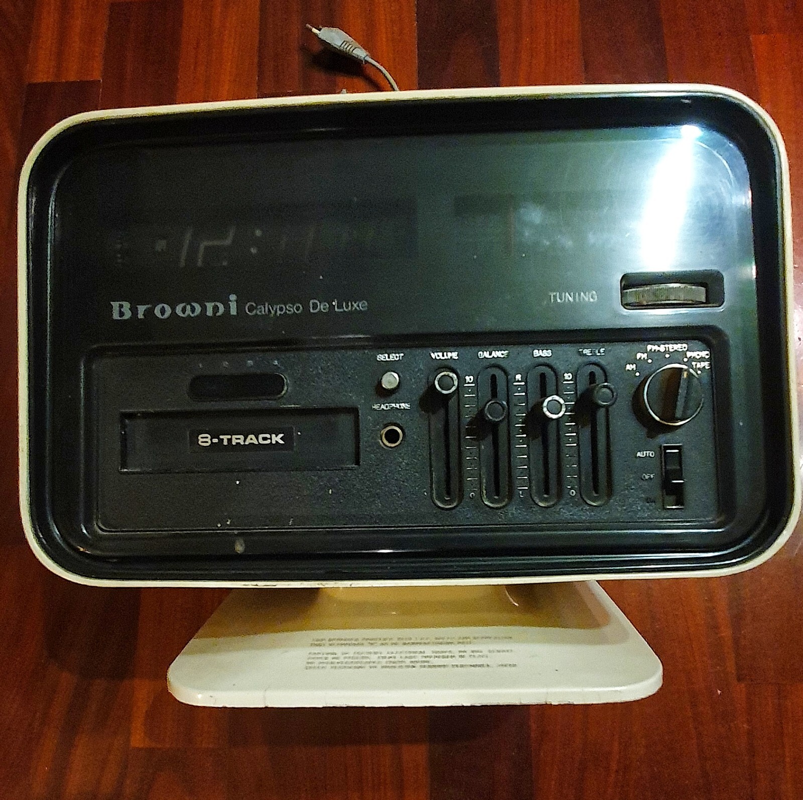 Foto 1 di 4