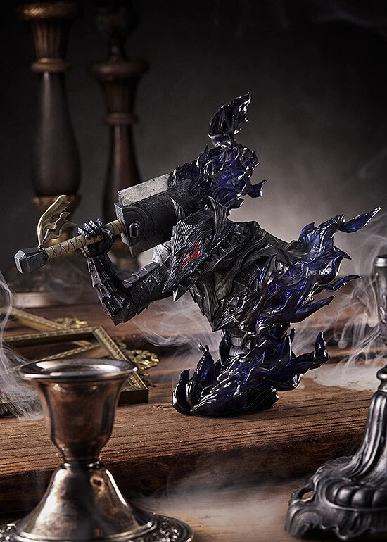Berserk Volumen 42 Edición Especial con Busto Figura de Atrelas (Armadura Berserker) NUEVO