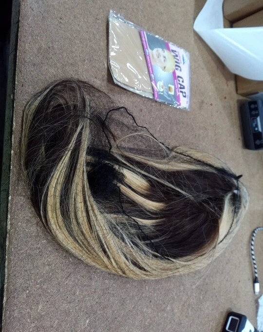 18''Brown Blonde Highlight Straight Wig 4X4 Lace Front Human Hair Wig for Party  - Image 2 of 4