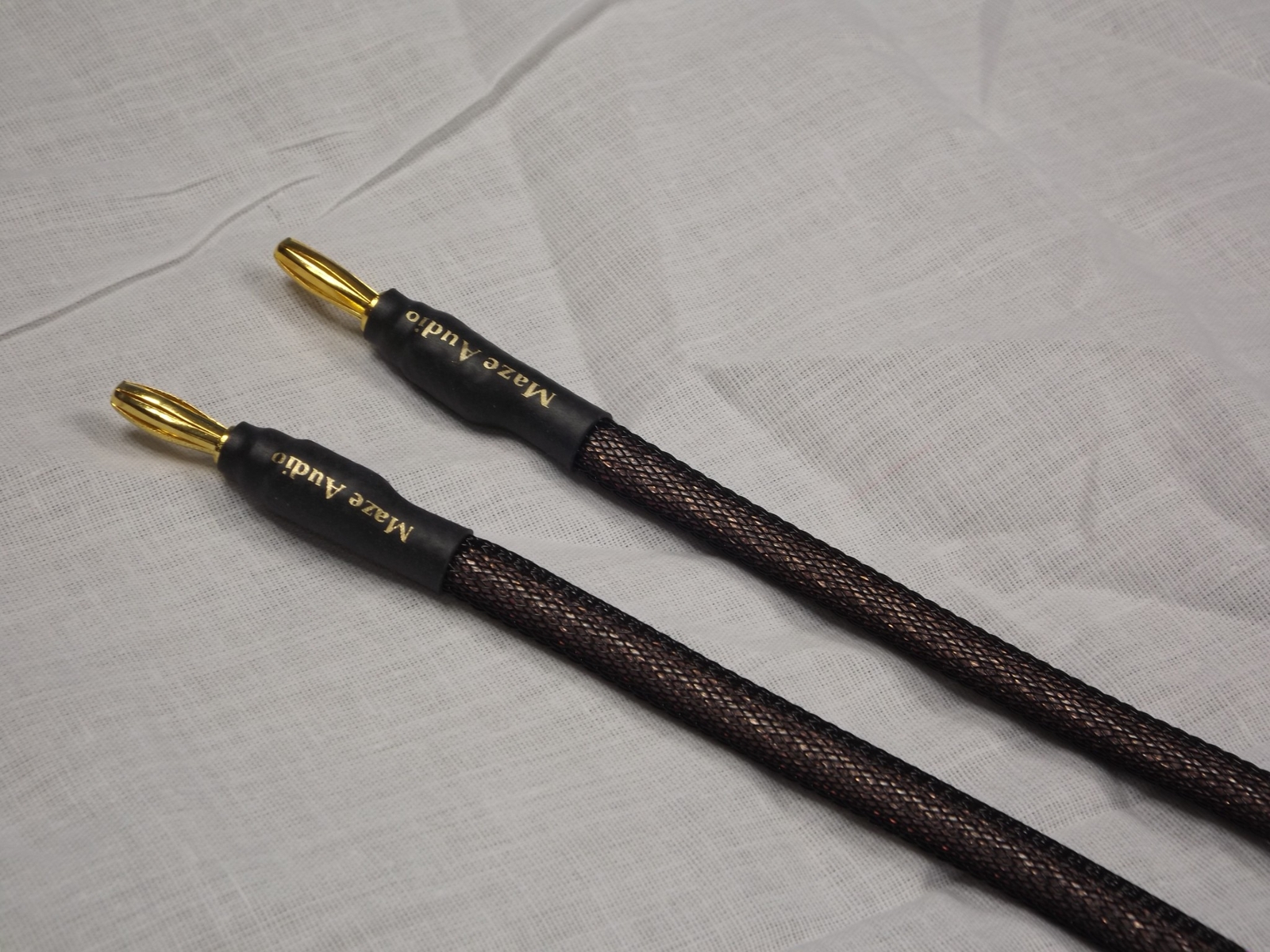 Maze Audio Eden Series Hand Made Speaker Cables 8ft Banana/Banana Black