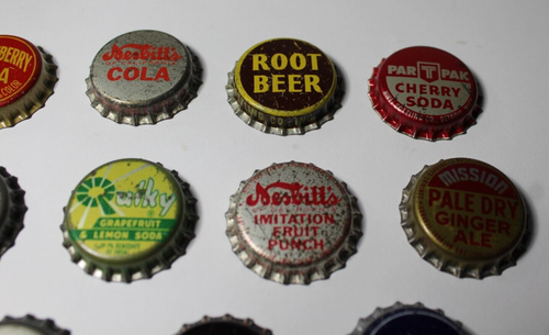 Vintage Lot Of 19 Different Original Bottle Caps All Cork Backs Vintage Soda Pop - Picture 5 of 16