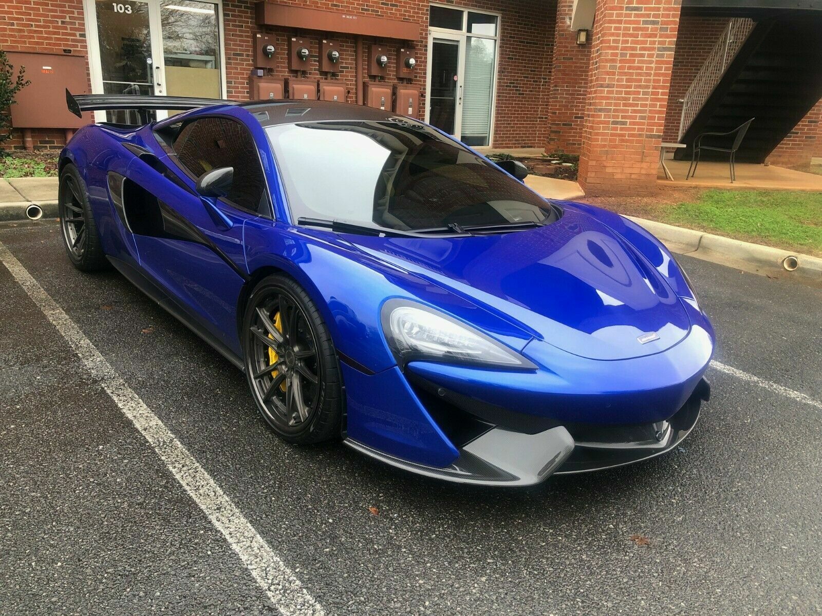Mclaren 570s GT4 wing carbon fiber