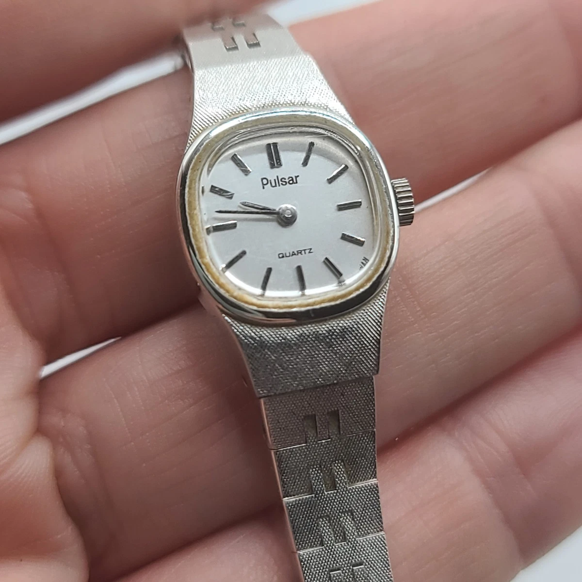 Vintage Pulsar Classic Silver Quartz Womens Womans Analog Dainty Round Watch Vintage Pulsar Quartz Dainty Stretch Watch. Approx... | Depop main image 4