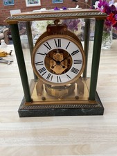 vandome atmos clock with marble base
