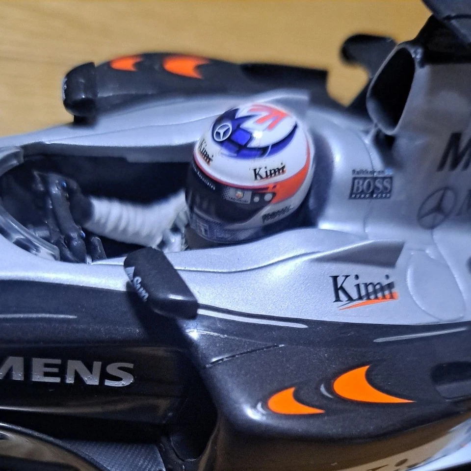 Minichamps 1/18 McLaren MP4-19 Kimi Raikkonen Model Car - Image 4 of 4