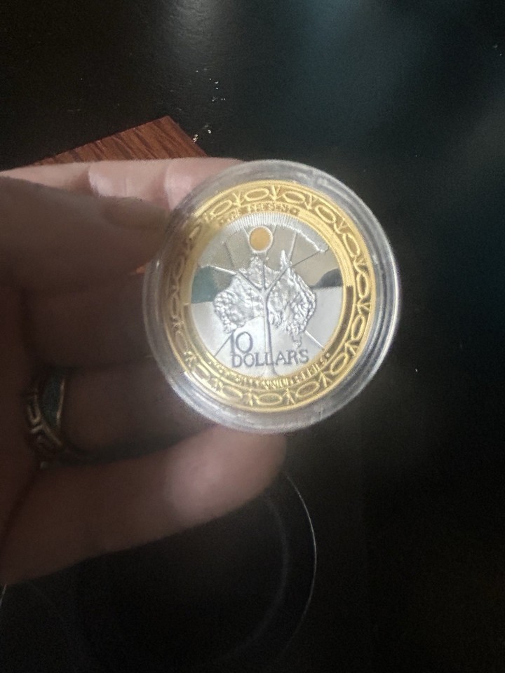 2000 Silver Proof Coin struck in solid 999 silver and gold Royal ...