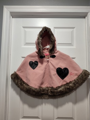 Girl's Betsey Johnson Pink & Faux Fur Hooded Heart Cape Size 5 - Picture 14 of 14