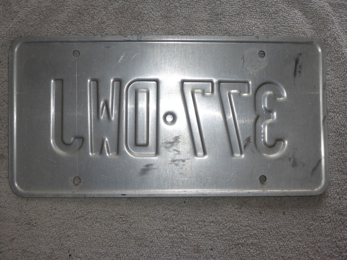 Vintage Arizona License Plate 377 DWJ metal art cactus sunset