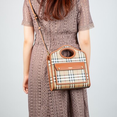 バッグ・カバンその他 BURBERRY Women Bags 8066166 brown Burberry Women's Hand bag 8066166 Briar Brown LL MN POCKET