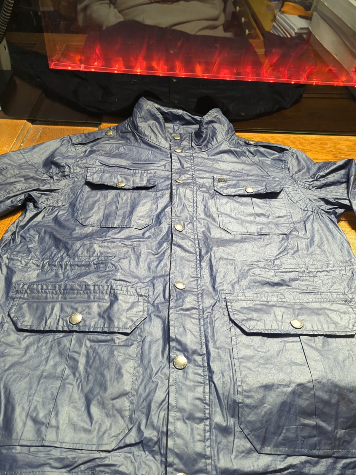 Picture 1 of 6