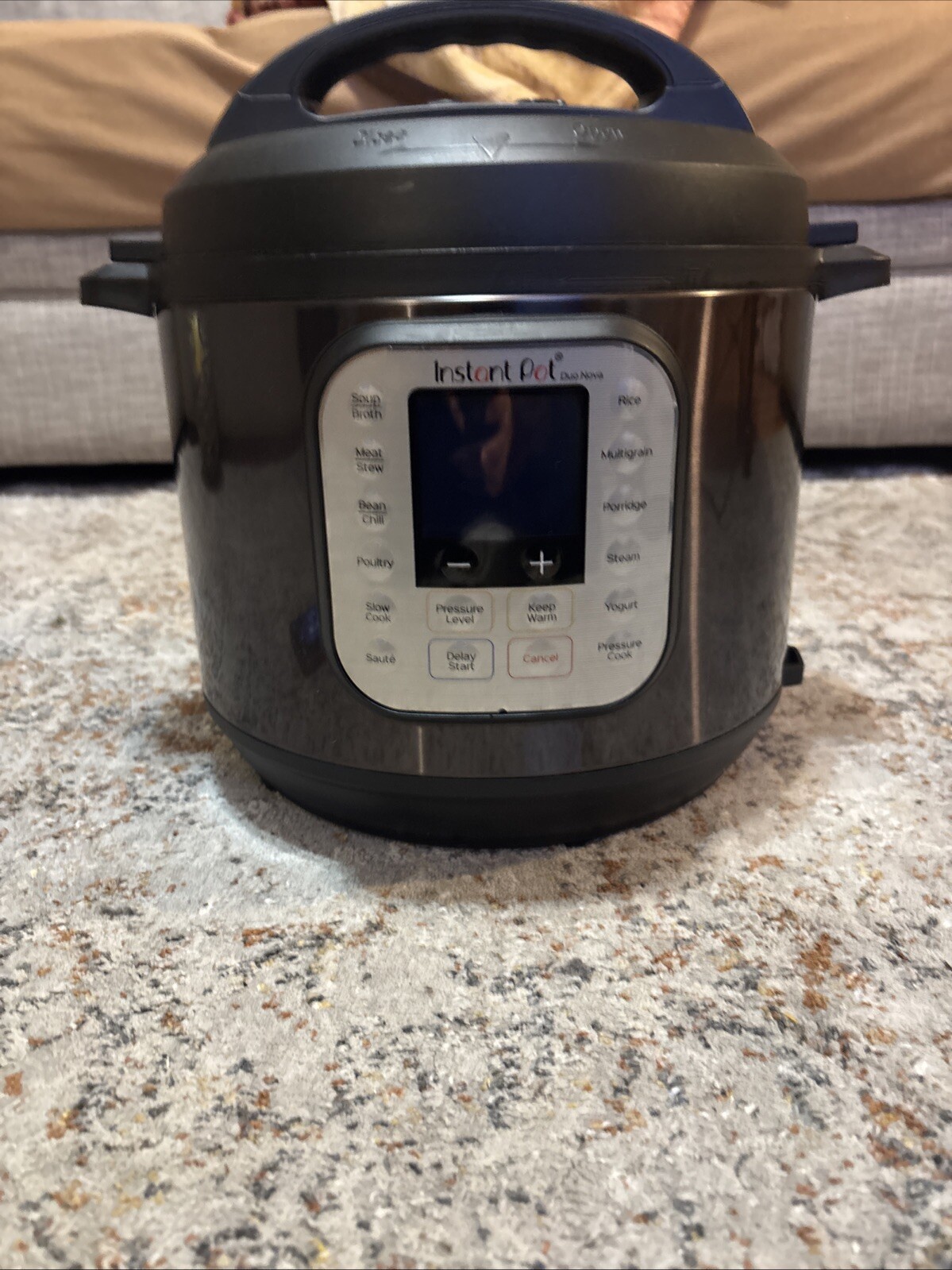 Instant Pot Duo®Viva Multi-Use Pressure Cooker -6 Quart-image