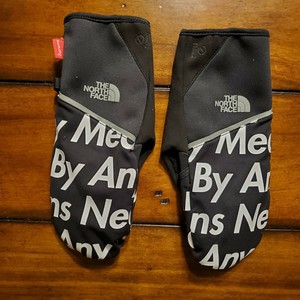 supreme winter gloves